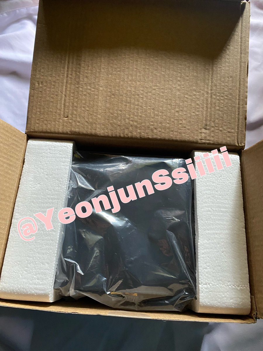 yeoniced_'s tweet photo. ⚠️Help Rt⚠️

BTS Merch Box 6 🇮🇩 INA ready kamar

Take Set only
Detail harga bisa DM

Alasan dijual mau kurangin koleksi
Minus unboxing aja✌🏻

#Btsmerch #MerchBox6 #mb6 #musicbox  #wts #wtb https://t.co/mOxNL5H0gj