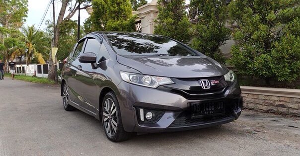 SirrHam's tweet photo. #BANTUKAWAN
DIJUALβΌοΈ
Honda Jazz RS GK5, Matic.
Tahun 2015, Pajak Hidup. Kunci 2
Harga 218.000.000
-
Kontak: 0813-4888-4291
#jualmobilpontianak #mobilpontianak #mobilsecond https://t.co/5f9mHOEUCm