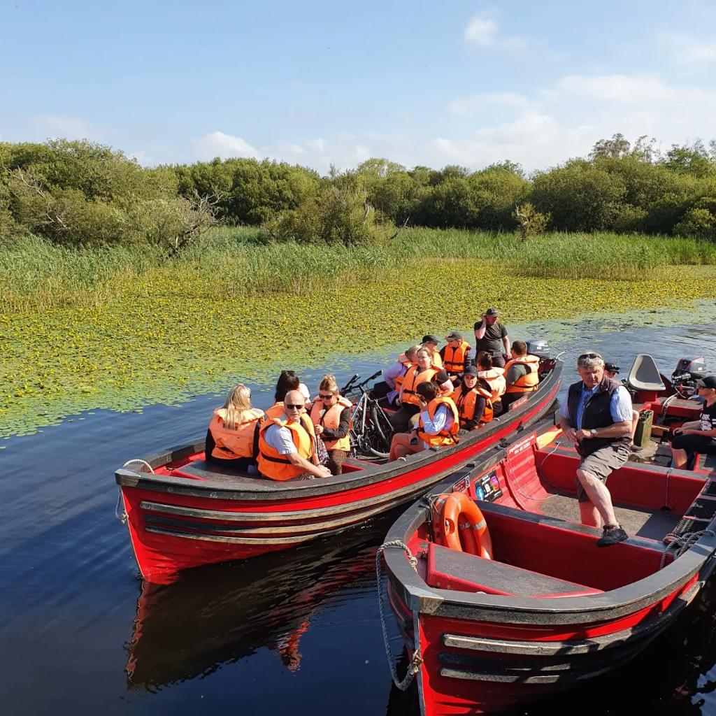 gapofdunloetour's tweet photo. It's great to have to good weather back! We have tours leaving daily on the Lakes of Killarney and through the Gap of Dunloe. A must do when your in Killarney!

Book your place at https://t.co/5iALAEIvex or give us a ring on 0646630200

#GapOfDunloeTours https://t.co/q7LVrgrylQ