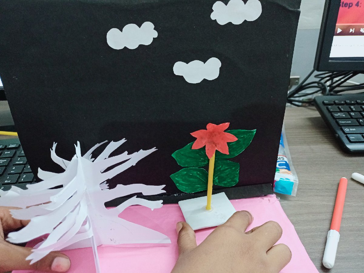 MakersBoxORG's tweet image. In yesterday's exploration sessions at our #Jaitpur Nook, we had 17 students who worked in multiple disciplines like 3D Designing, Electronics, Art and Crafts, and Learning Computer Skills. #STEMforKids #Coding4Girls #21stCenturySkills #codingforkids #edtech #notforprofit