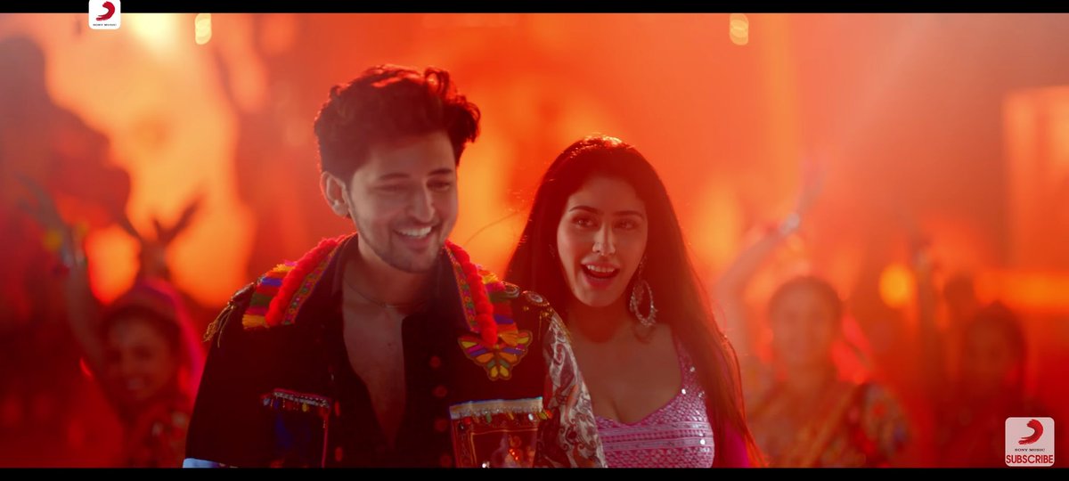 Darshaner94's tweet photo. Superb @DarshanRavalDZ 🔥🔥🔥
#DholBajaa 
#DHOLBAJAAISOUTNOW https://t.co/bwuGeN7AKC