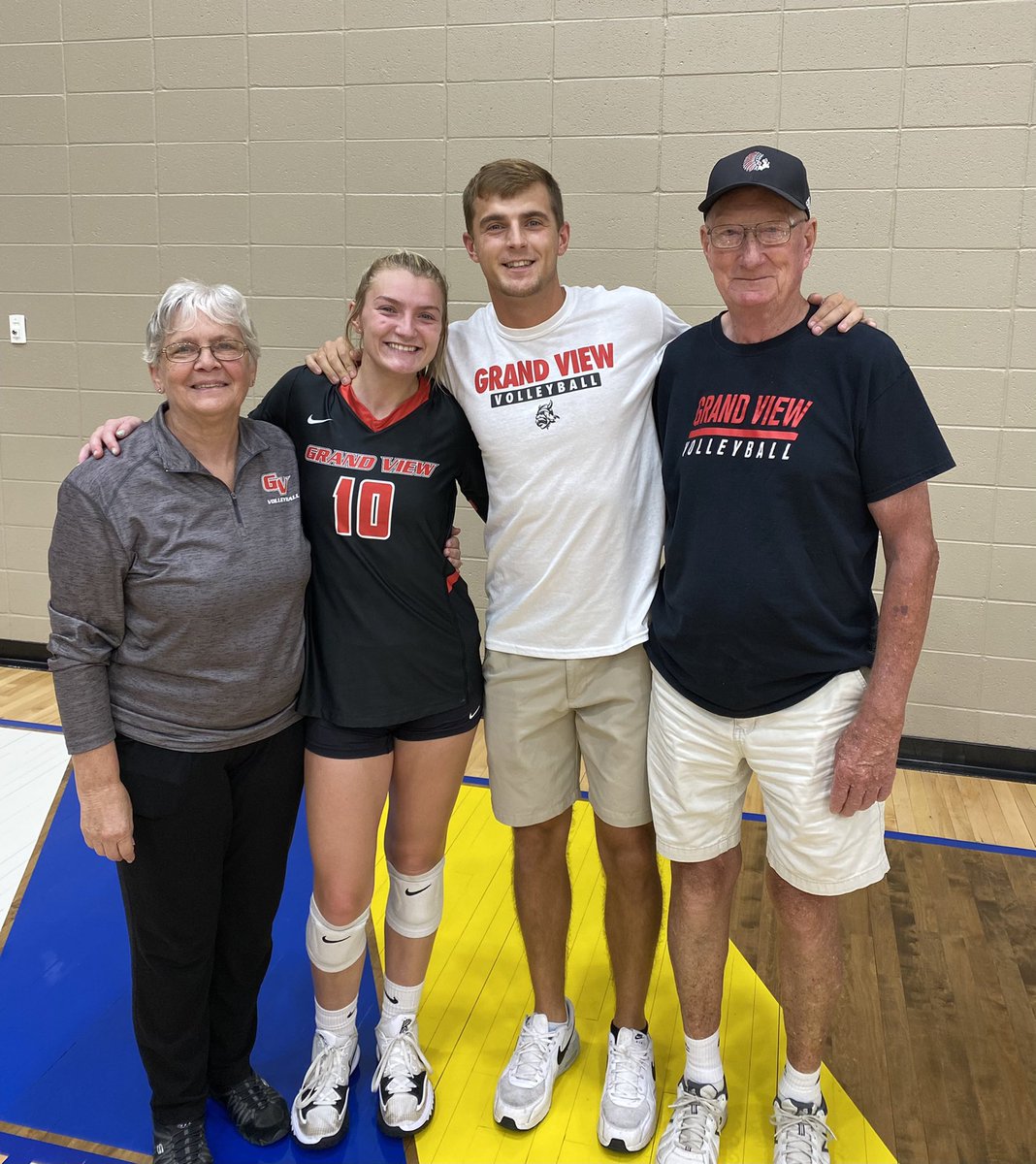 Andie Olson tweet media