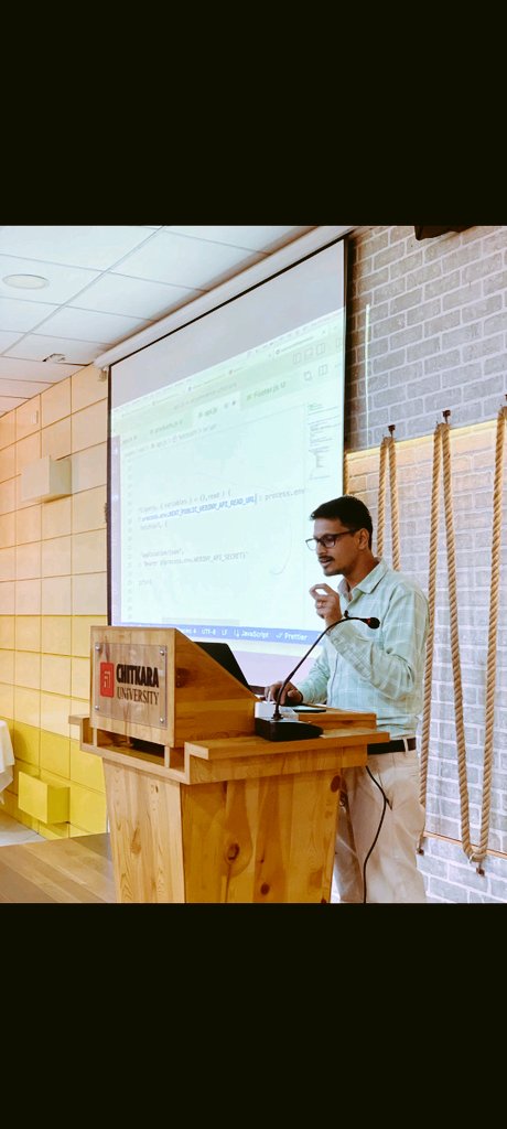 __alisha__gupta's tweet photo. Day-2 of the workshop on "Enterprise Web Development Skills". It was a great experience to learn from @swapnilmmane sir .Thanks to, @OSChandigarh, @monit_kapoor sir for providing us with such a great opportunity.
#opensourcechandigarh #vercel #chitkarauniversity #nextjs #webiny https://t.co/1RwflrKiEu