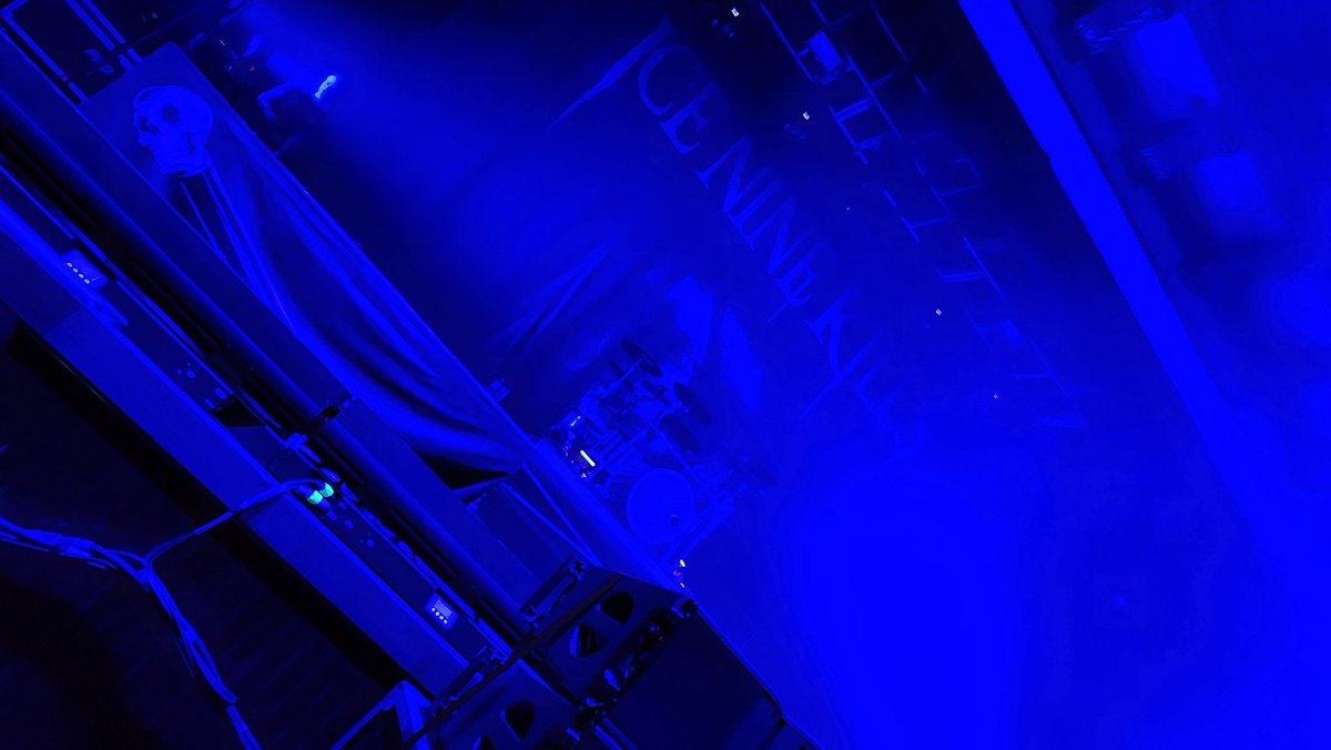 MarqeeMarie's tweet photo. We out here for show #6 for 2022. Eskitit, Shevy and the gents. 🤘🏻🔪🖤
#IX #INK #IceNine #IceNineKills #IXPsychos
#ToT #TrinityofTerrorTourII #MilwaukeeWI https://t.co/VToryuH04Q