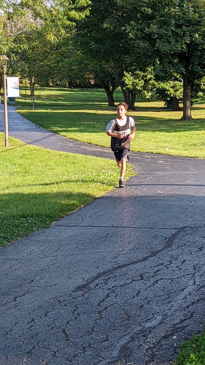 Harula13's tweet photo. So proud of this kid!!! Way to go Andreas!! @D13Warriors @D13Athletics https://t.co/qNcrLbVr9s