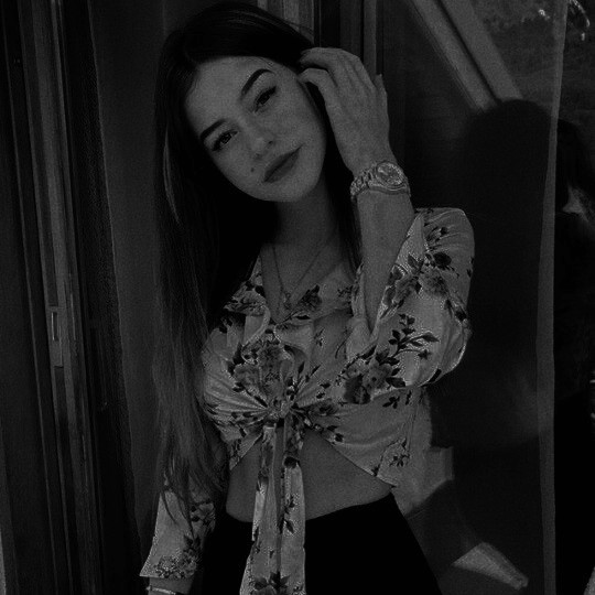 fateofmagixrpg's tweet photo. Nome: Pandora
Idade: 19 anos
Cargo: Aluna
Reino: Andros
Espécie: Especialista
Shape: @/leaelui
User: @angelpandoras https://t.co/5WIoxzWFl3