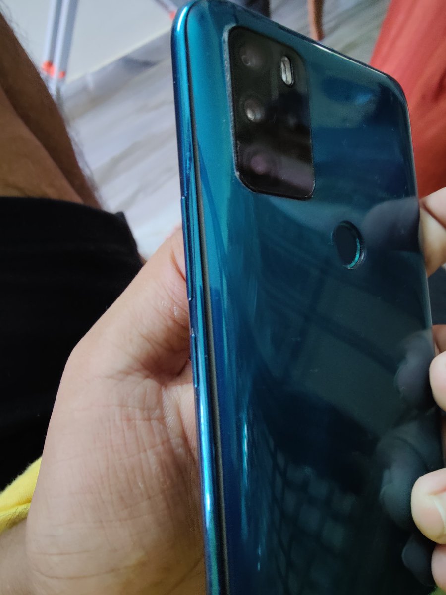 PavanKu988520's tweet photo. @Micromax__India For my Mom I bought #MicromaxInNote1 mobile on September 2021 and in exact one year of usage the back panel is coming out and mobile is getting turn off when the battery is at 50%. It really annoying my mom to use .
Try to maintain quality measures https://t.co/TQWrv6OZ4x