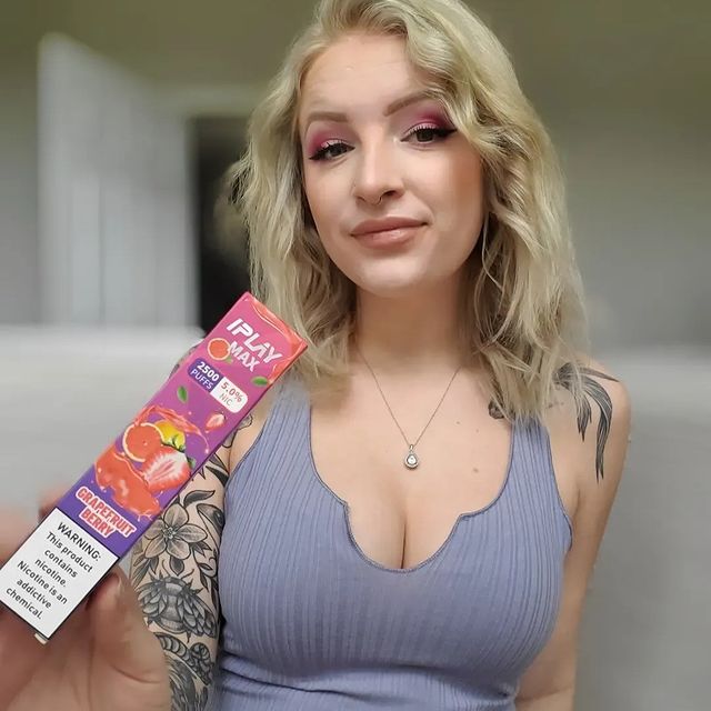 iplaybar's tweet photo. 😘Let's start towards the perfect fruit pulp.
#vape #iplay #iplayvape #vaping #vapinglife #vapeon #disposablevape #iplaymax #likeforlikes #followforfollowback #innovation https://t.co/buK3DphfUE