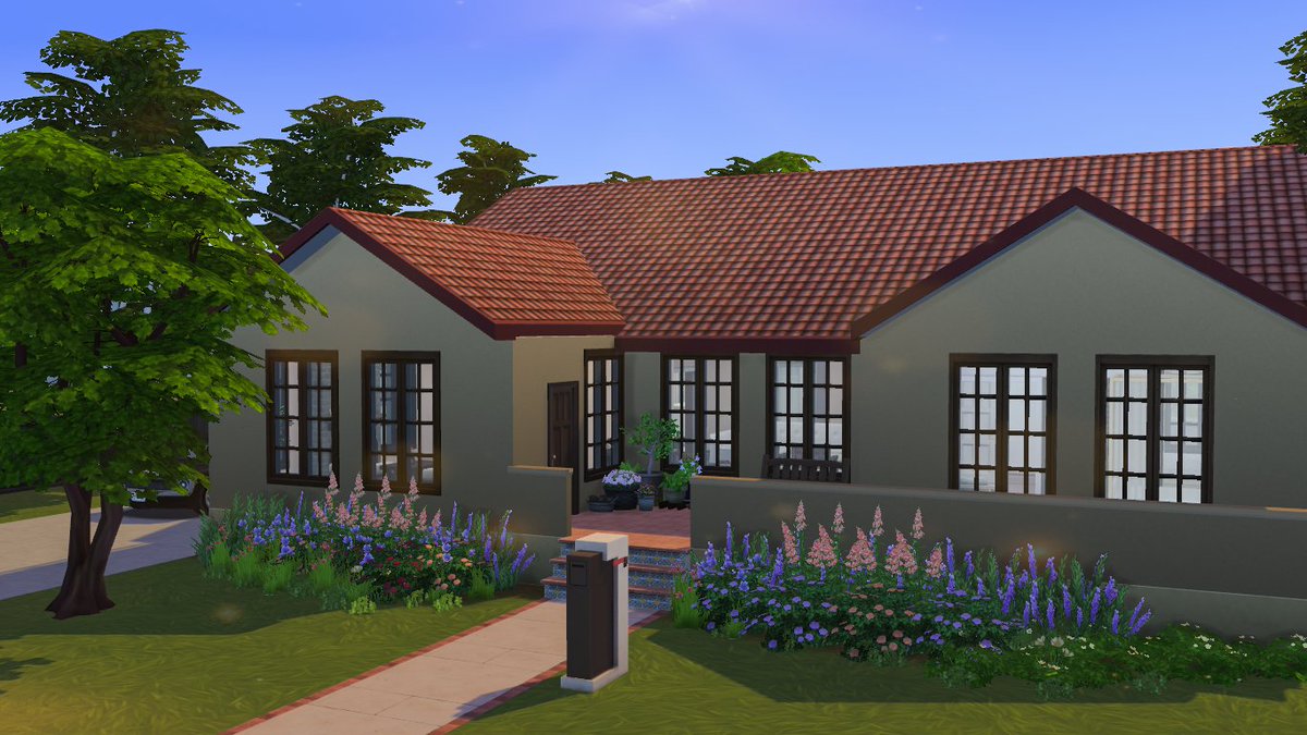 RealYivansYang_'s tweet photo. Hey! 🙋🏻‍♂️
I just upload another builds! 
It's a simple Family House, I hope you guys like it and please go check my youtube channel!
@thesims @TheSimCommunity @SimsCreatorsCom #TheSims4 #ShowUsYourBuilds #ShowUsYourSims #SimsCreatorCom https://t.co/E60o8GjWKX