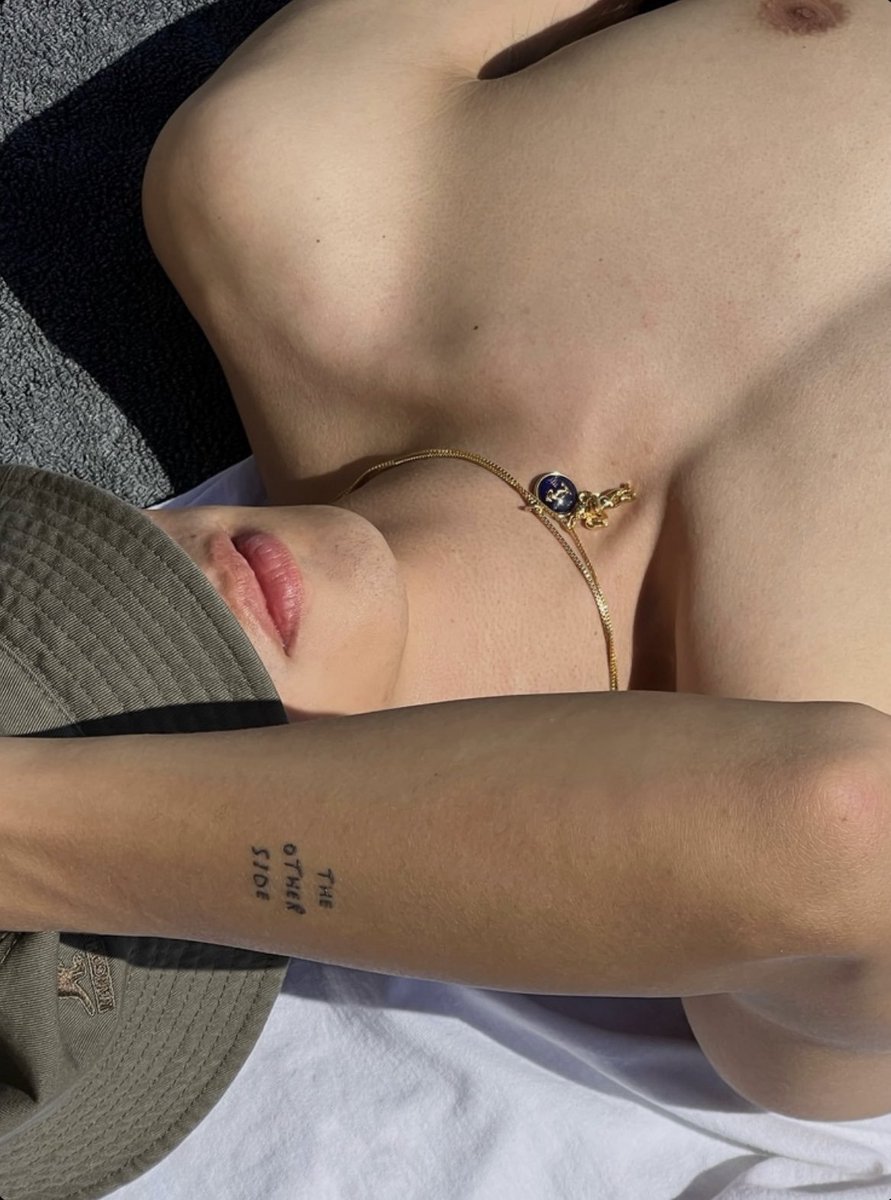 MKGOT7Chile's tweet image. [MT APP] 13.09.22 🐰

Actualización de #Mark en la app🖤

✨️ 🖤

© mt app
[ #마크 #段宜恩 #GOT7 #theotherside #faraway @marktuan @dnaofficial] ✨️