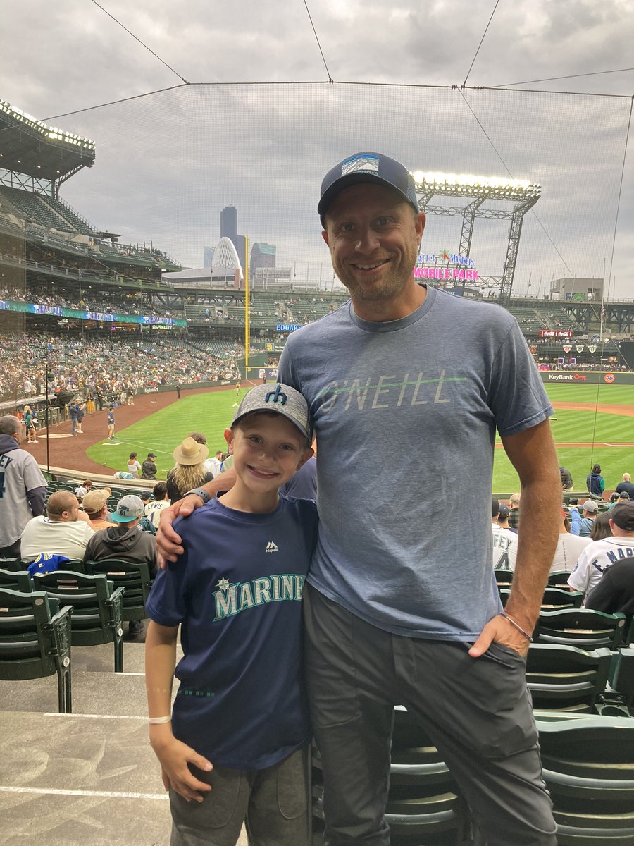 Bryanchud's tweet photo. #SEEUSRISE https://t.co/AvSzHdqdeY
