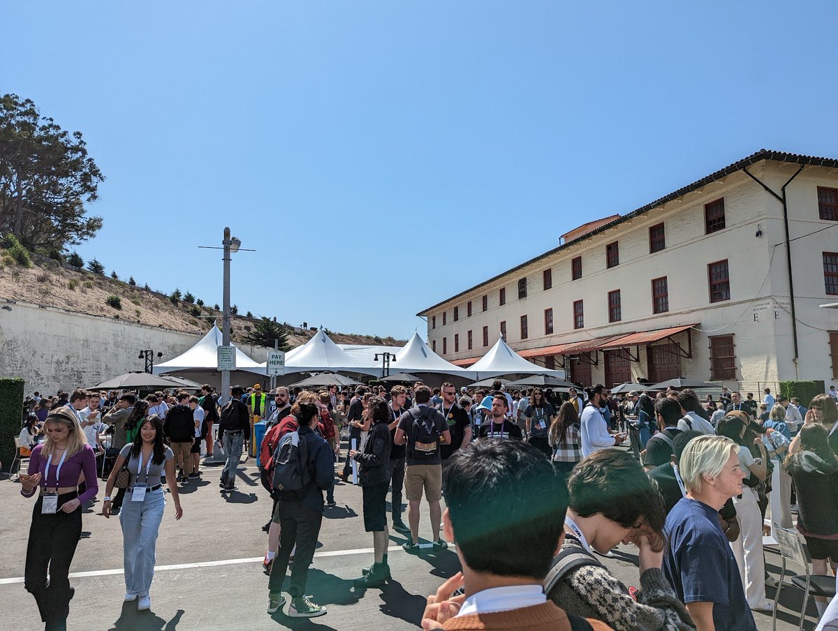 Crykee's tweet photo. #RDC2022 Friday 9th

Day 1 of the actual event!
Fancy shuttles from the hotel to the event. The venue was next level thanks to @FNTECH 
This was also the day that many devs turned a slightly redder hue thanks to the CA sun and lack of preperation on our part. https://t.co/bgSV03DUs2