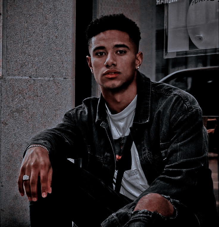 fateofmagixrpg's tweet photo. Nome: Hunter Wolfdagger
Idade: 19 anos
Cargo: Aluno
Título: Lorde de Wisdom
Reino: Eraklyon
Espécie: Especialista
Shape: @/naswyn
User: @hwolfdaggxr https://t.co/GxlFiXQwTC