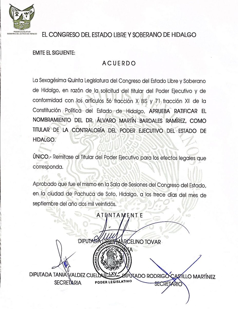 Contraloria_Hgo's tweet photo. ¡Enhorabuena! 
El Doctor Álvaro Martín Bardales Ramírez, recibió el nombramiento y las ratificaciones del cargo de Secretario de la Contraloría del Estado de Hidalgo, el cual sabemos que va a desempeñar correctamente, gracias a los  30 años de experiencia que lo respaldan. https://t.co/SL0iyaEOmI