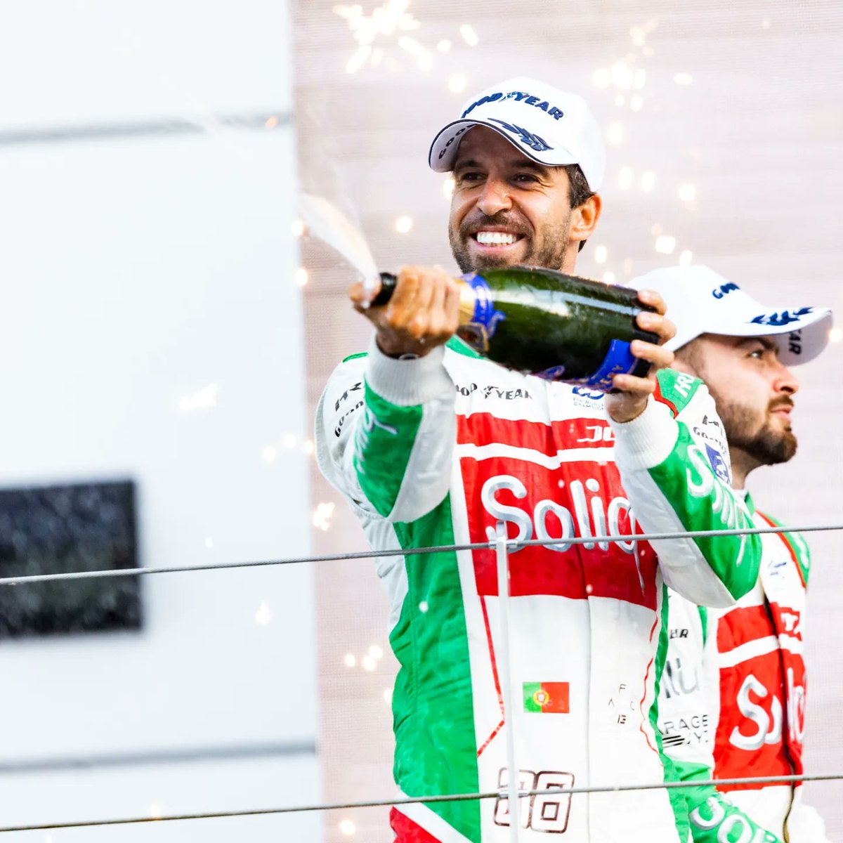 HRX México tweet media