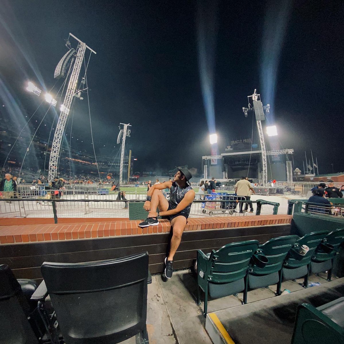 ChrisValenciano's tweet photo. 𝐋𝐀𝐃𝐘 𝐆𝐀𝐆𝐀:
𝐓𝐇𝐄 𝐂𝐇𝐑𝐎𝐌𝐀𝐓𝐈𝐂𝐀 𝐁𝐀𝐋𝐋
#LadyGaga #TheCromaticaBall #SanFrancisco #Concert #GagaConcert https://t.co/BtFkVcIOuq