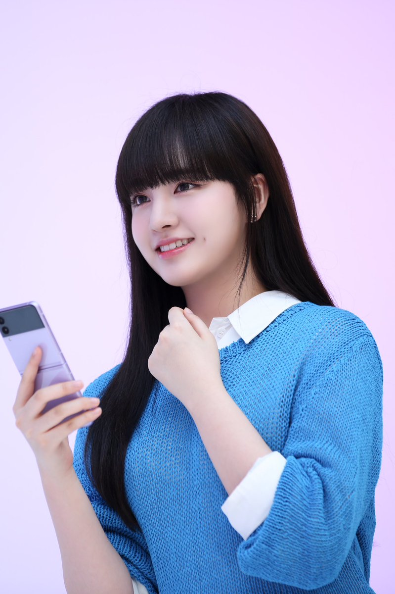 1121FOLDER's tweet photo. #LIZ #리즈 #IVE https://t.co/4JuijybISO