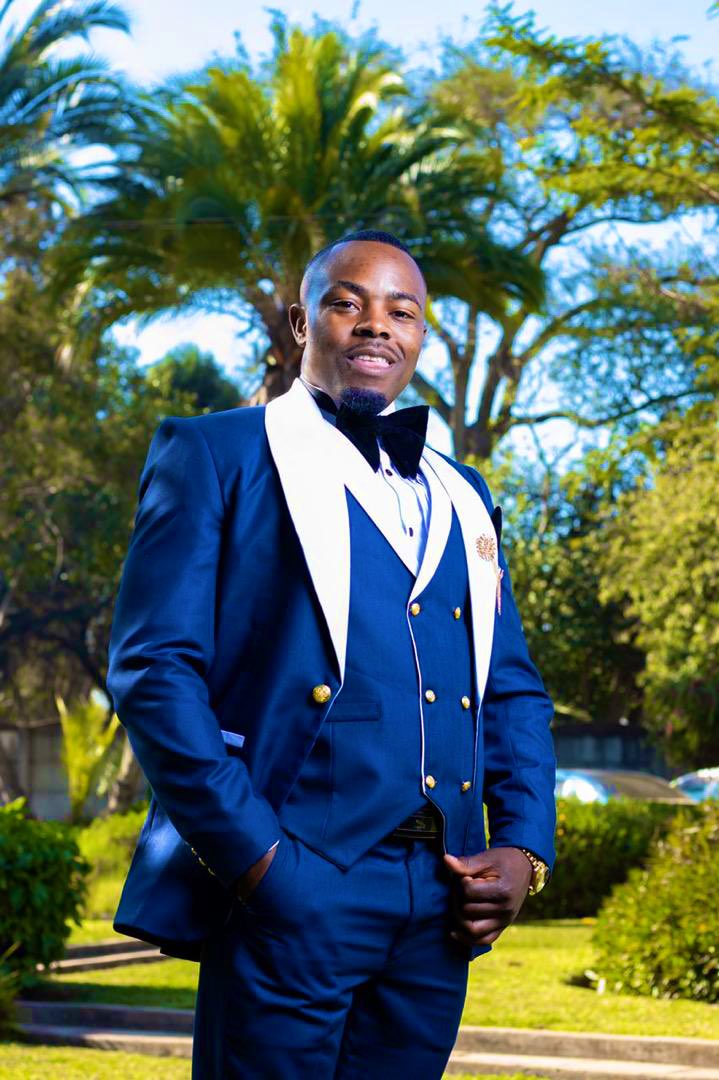 DukeCouture's tweet photo. Fit,Confident &amp;Classy
.
.
.
—————————-|
Suit @DukeCouture 
—————————-| https://t.co/t4QjM54phO