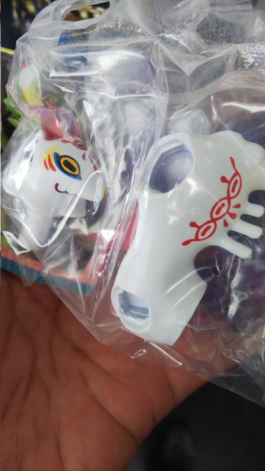 石榴あたった
紫が一番好きな色なのでクリアパーツが紫の石榴は大当たりやで 