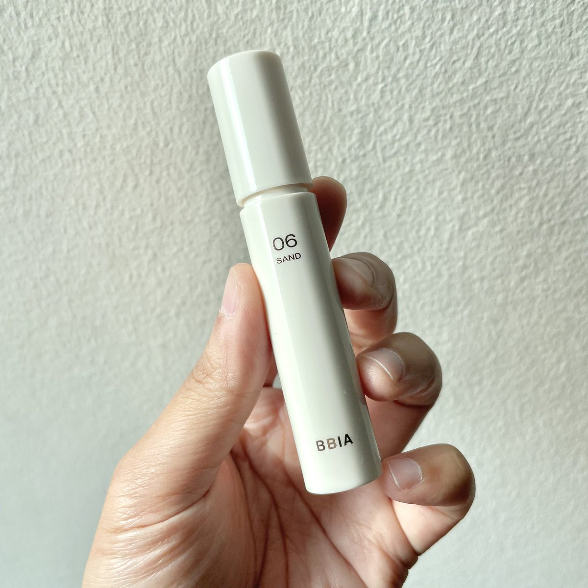 jjdoesitwork's tweet photo. ความละมุน ความปากฟิลเตอร์นี้ ขอยกให้ BBIA Glow Lip Tint สี 06 โอ้โหหหหห อย่างสวย หน้าไบรท์ขึ้นมาเลยอ่ะ ✨ แต่ละสีที่ออกมา SS2 คืองัดหน้าสุด โคตรจะเกาหลีเลย https://t.co/mRMWODwJQE