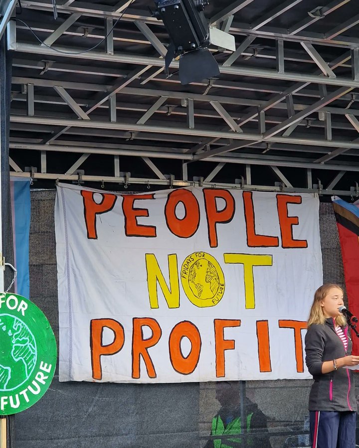 People not profit, #ActNow, it's #ClimateEmergency @vanessa_vash @Riseupmovt