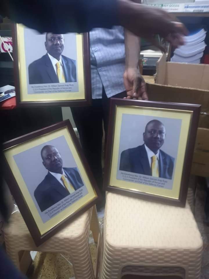 yangkebulkprint's tweet image. Portrait ya Prezo naileta wapi? Sema Mtaa.