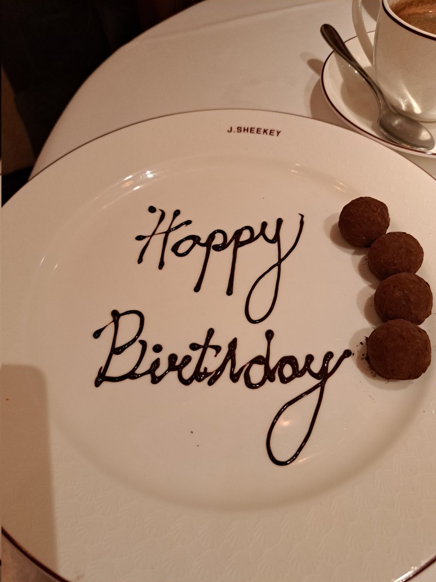 richenergyceo's tweet photo. Thanks to @JSheekeyRest for hosting my birthday lunch yesterday. Superb food and service  👍 🇬🇧 #JSheekey https://t.co/GmwkK7Tv3B