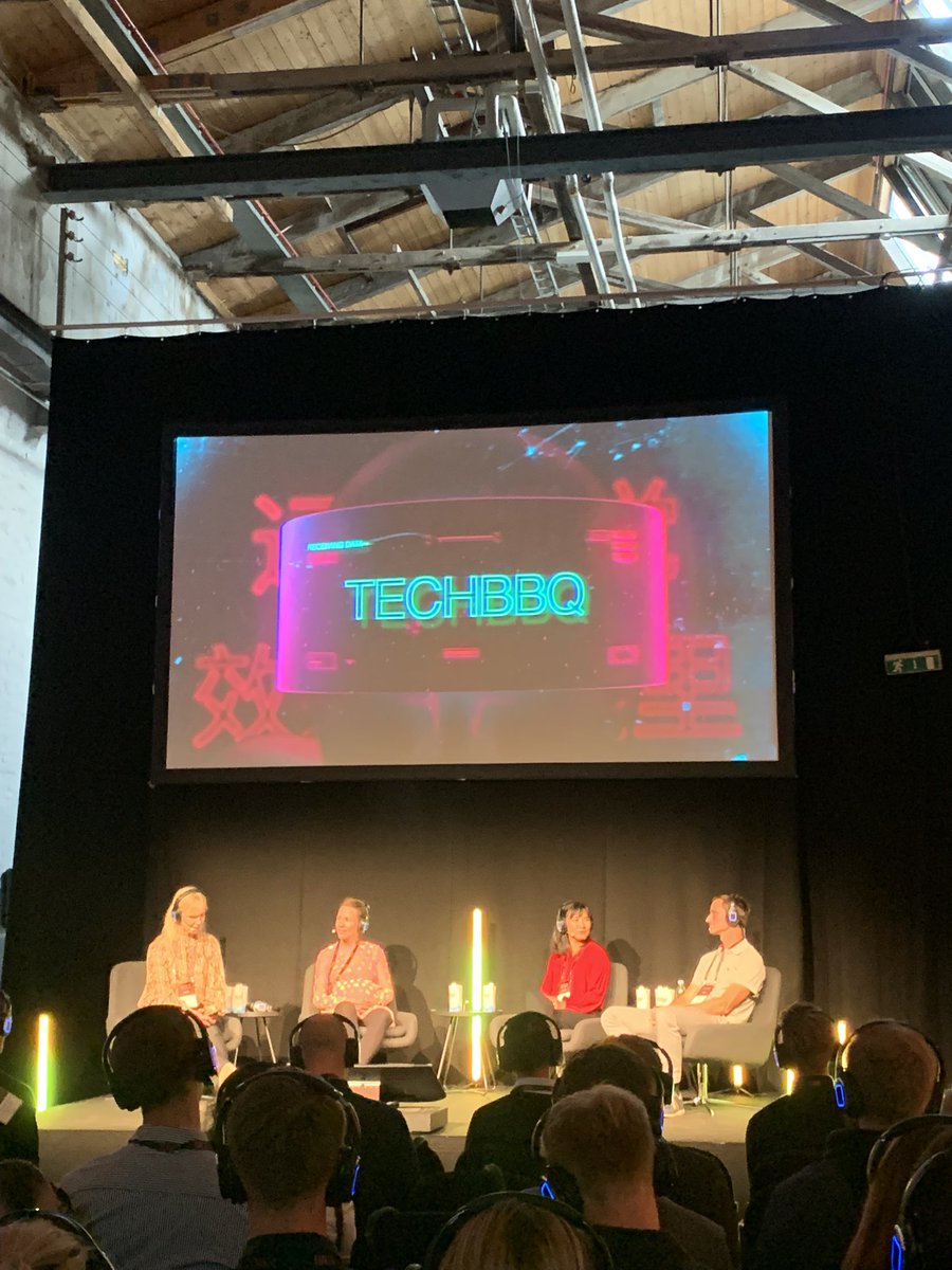 Quantum seminar about ecosystem and avoiding quantum bubble! #QuantumLeap #quantumcomputing <a href="/TechBBQ/">TechBBQ</a>