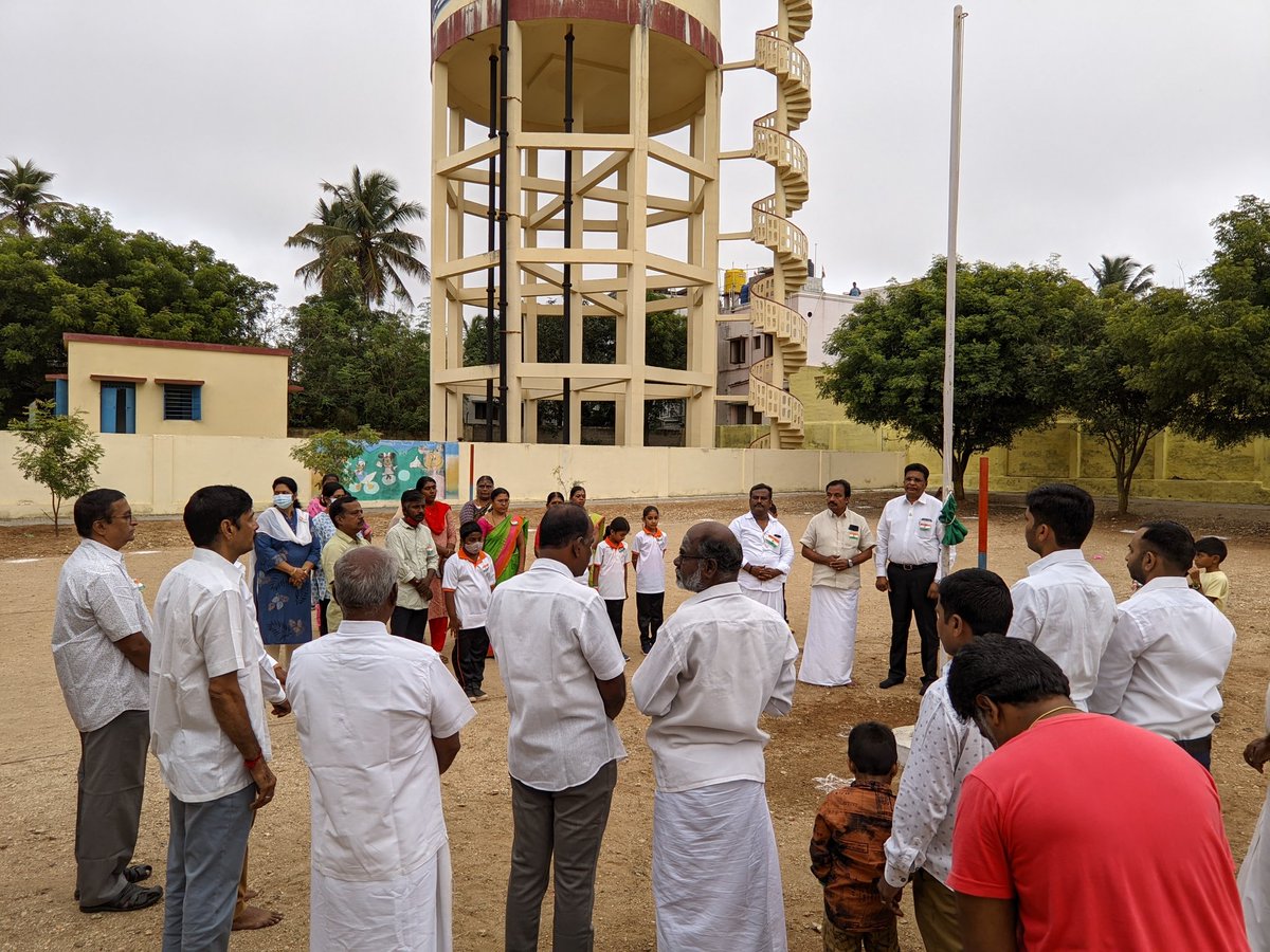 LReformerz's tweet photo. National Flag Was Hoisted 🇮🇳 by our Multiple District Chairperson of 324C Lion R.N.Karunanidhi along with our President Of the Leo Club Of KURICHI REFORMERZ Leo Gowtham and Ward Councillor Of Sidco, LIC Colony, Coimbatore https://t.co/QdqWVryr2R