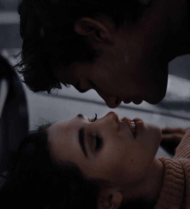 ‍ ‍ ‍ ‍ ‍ ‍ ຕ𝘰𝘯𝘪𝘬🦌 | hiatus tweet media