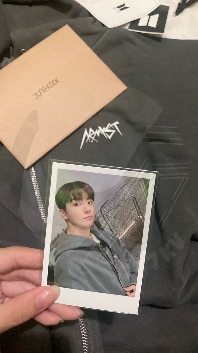 c97kv's tweet photo. ## jungkook armyst zip-up hoody 🛒

— came home tuhday <3 https://t.co/7gOlpMD61b