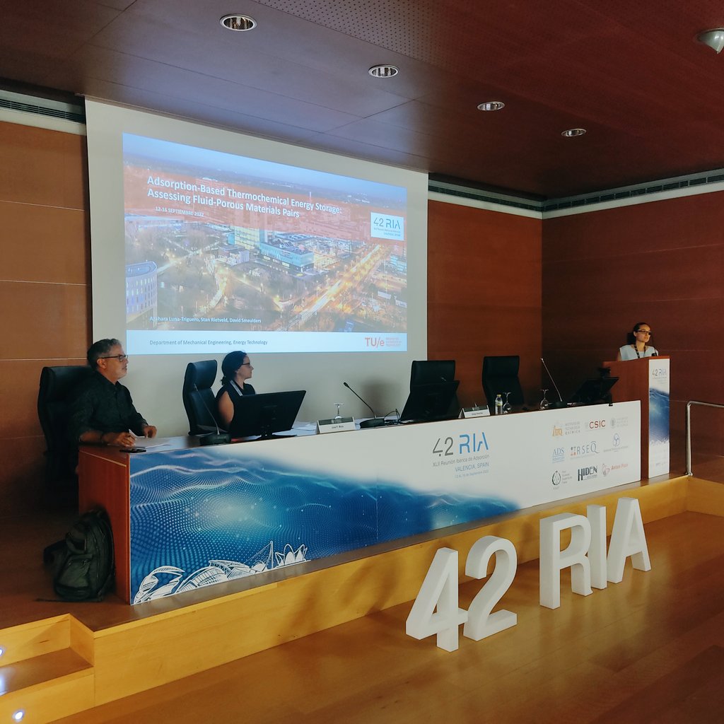 RIA43_Porto's tweet photo. Last presentation of the session: Azahara Luna-Triguero @LunaTriguero @TUeindhoven "Adsorption-Based Thermochemical Energy Storage: Assessing Fluid-Porous Materials Pairs." #42RIA #adsorcion #adsorption @ITQ_UPVCSIC @RSEQUIMICA @spquimica https://t.co/5QvY06qj0s