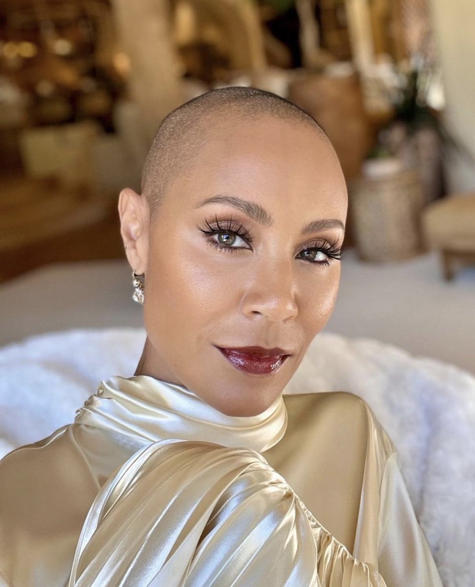 I saw on the <a href="/afrobotanics/">afrobotanics</a> page that yesterday was National Bald is Beautiful Day in the Americas. 

I’m here to celebrate all my bald sisters 🫶🌻