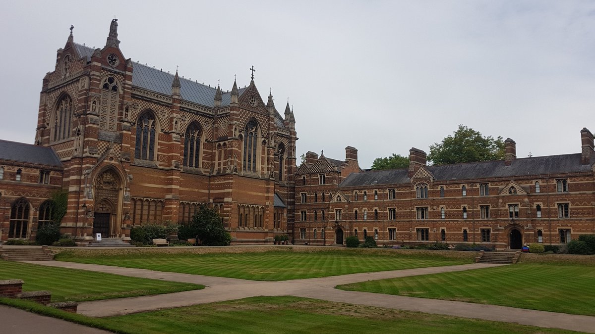 lhoiry's tweet photo. Pleasure to present findings from my @BritishAcademy_ study on young magistrates at the @TheHowardLeague conference in Oxford today.

Great discussions and a pretty decent setting for a conference! #CLHumanCondition https://t.co/HrXFxXYiE1