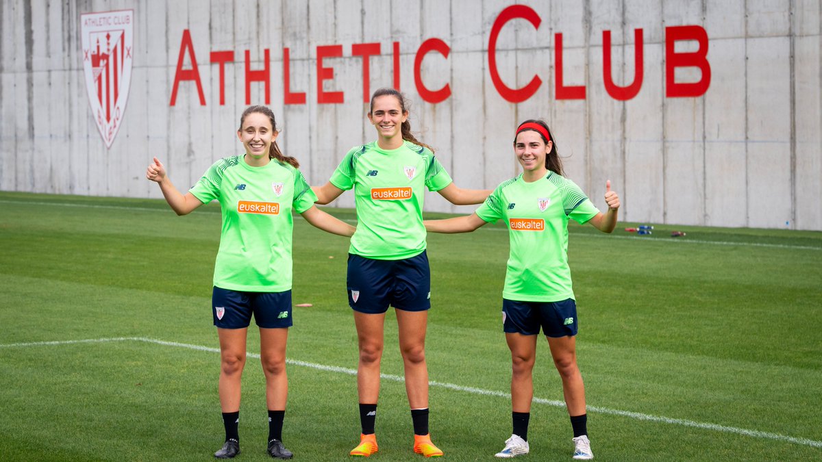 🥇 Las mundialistas se incorporan al grupo 👍

🔴⚪️ Clara Pinedo, Maite Zubieta eta Ane Elexpuru taldekideekin batera entrenatzen hasi dira 20 urtez azpiko Munduko Txapelketa irabazi ostean.

#AthleticClubFem 🦁