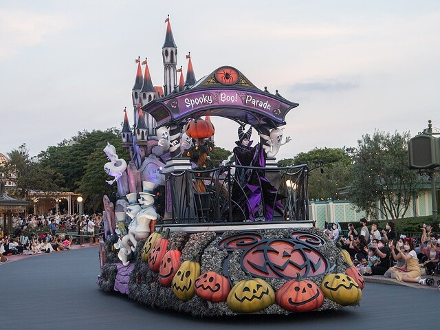 かつてディズニーシーで人々を沼に突き落としたヴィランズの手下が4年ぶりにランドで復活しどよめく皆さん Togetter かつてディズニーシーで人々を沼に突き落としたヴィランズの手下が4年ぶりにランドで復活しどよめく皆さん Togetter