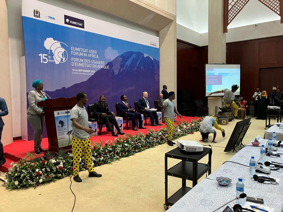 vincentgabaglio's tweet photo. A wrap from first days of the 15th @eumetsat User Forum in #Africa
🎨Africa welcomed the #ASAP artwork on its soil
🖊️signature of the Dar es Salaam Statement for #MTG and #AMSAF
🥁 An inspiring opening ceremony
More to come!
@AMCOMET @tma_services @AU_DARBE @GMESAfrica @EUinTZ https://t.co/RiZMw6dtBb
