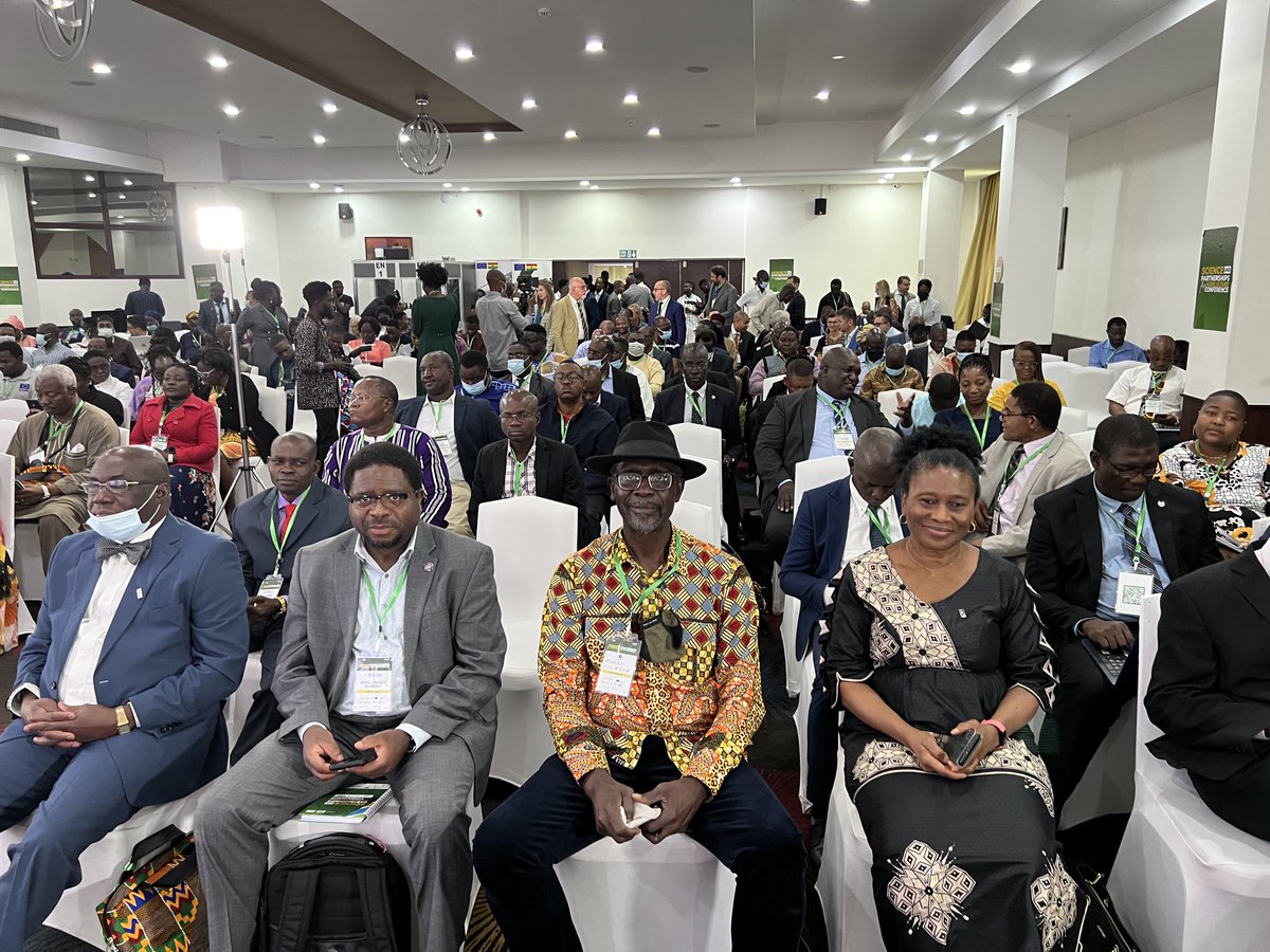 KwesiAttaKrah's tweet photo. Happy to be representing One ⁦@CGIAR⁩ ⁦@IITA_CGIAR⁩ at ⁦@FARAinfo⁩ organized Science and Partnerships for Agriculture Conference in Accra, Ghana. ⁦@leap4fnssa⁩ is launching the International Research Consortium at this conf. #SPAC2022 https://t.co/ioJswvn1zi