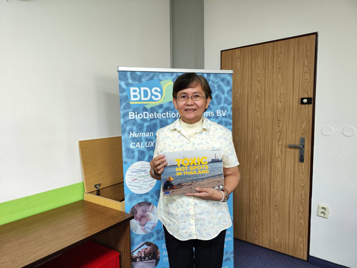 EarthTH2009's tweet photo. #EARTH at #BioDetectors Conference #Prague Day 2 -
Penchom Saetang (@PenchomEarthth1) discuss #Thailand's toxic hotspots studied in joint investigations with @arnikaorg
Thai citizens are still affected by #IndustrialPollution today
Full book: https://t.co/DixFsws131 https://t.co/OHRXFrVHa6