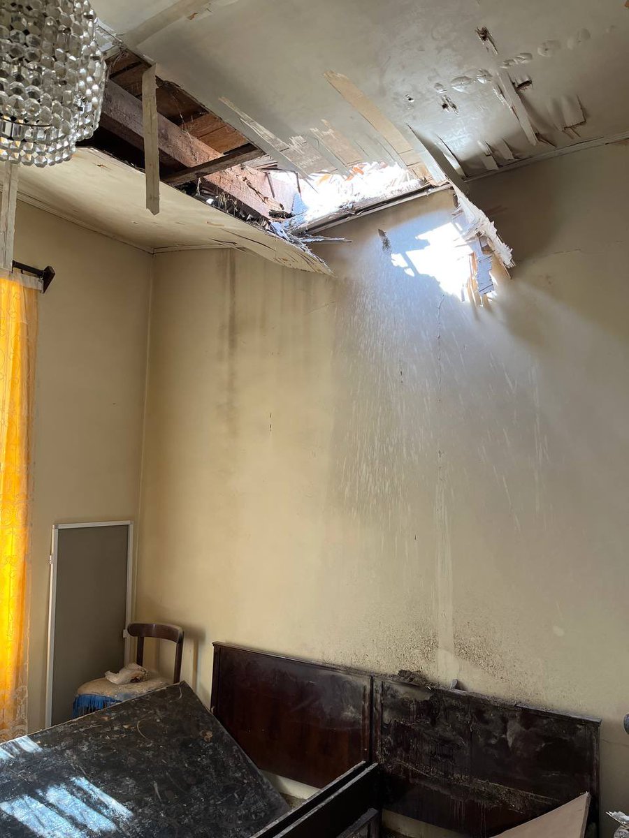 OmbudsArmenia's tweet photo. Day Second of attack of 🇦🇿 mil forces: shelling civilian homes. #Akner community #Syunik region. https://t.co/Gn4GXA9xbT