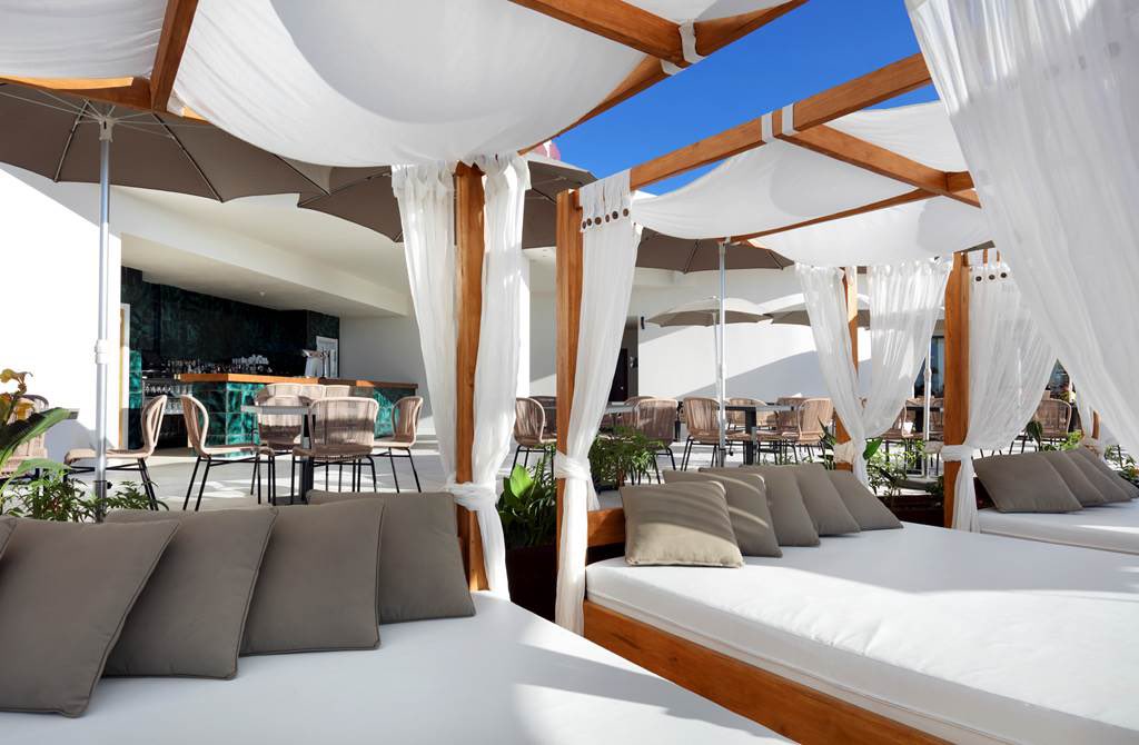 Meon Valley Travel tweet media