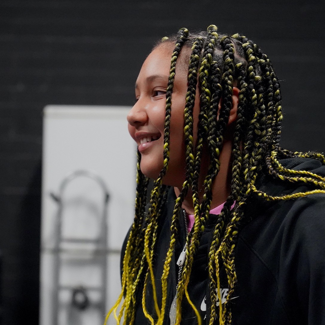 Unicorn_Theatre's tweet photo. Our Creative Associates (aged 8 -11 from local schools and community groups) in a movement workshop with professional creative team including malakai sargeant, Kayodeine, Rema Kahsay, Phyllys Egharevba and Gerrard Martin 🕺💫

📷 Rhiannon Barker https://t.co/2aokflqrWK