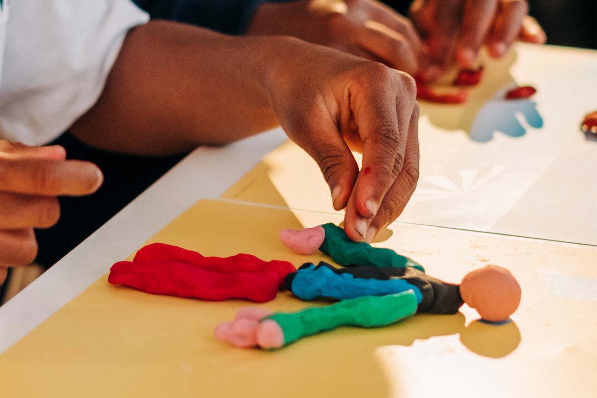 TeachPrimary's tweet photo. Discover how @huecameras HUE Animation Studio helps #SENstudents to develop cognitive, creative and SEL skills while learning through play ๐ https://t.co/rdjSehaG0O #ad #sponsored https://t.co/S3NevagSwV