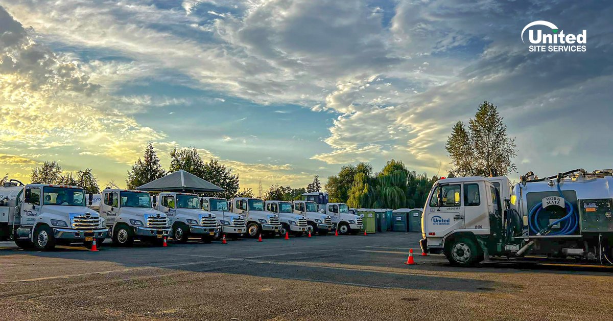 UnitedSiteServ's tweet photo. Whether you need routine portable toilet servicing on a construction site, help saving an event from last minute changes, or aid with disaster relief - you can count on United Site Services to have your back. πΈ Skyler Hadlock #ViewsfromUSS https://t.co/Az8Mau3DrM