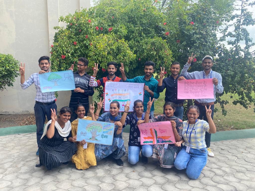 TridentCares's tweet photo. Two years after India got Independence, Constituent Assembly declared #HINDI as #NationalLanguage and decided to celebrate #HINDIDIWAS on 14 September every year.
Lots of wishes for a pride-filled Hindi Diwas from #TridentFoundation. https://t.co/SatvRwvM13