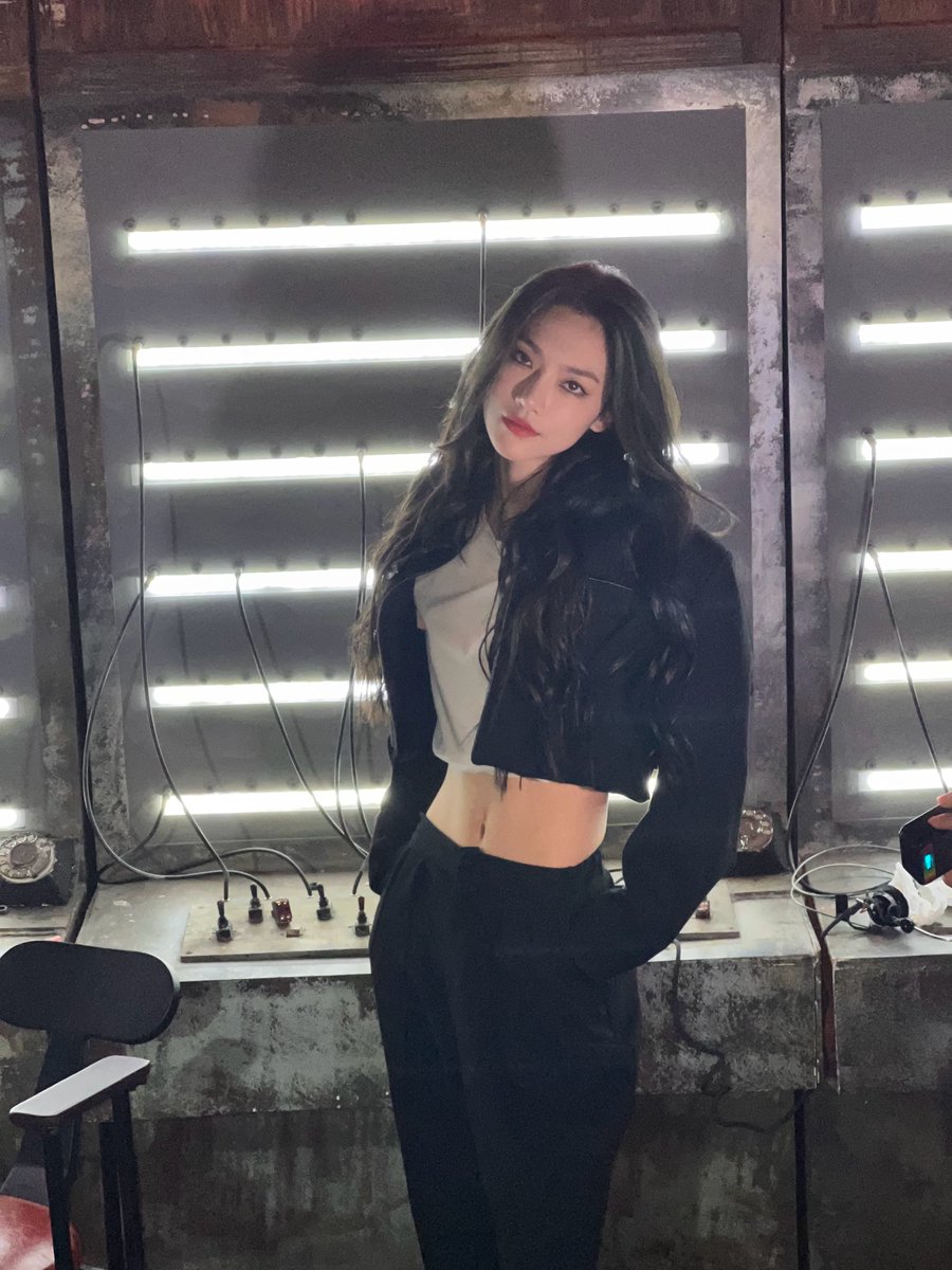 JennyZint's tweet photo. 220914// Jenny Zeng Keni Weibo Update

"# UnderMyLens 🆒

🎵Tomboy-Destiny Rogers;Coi Leray"

(1/5)

T/N: Keni posted live photos

#曾可妮 #ZengKeni #JennyZeng https://t.co/7Cro88K3jN