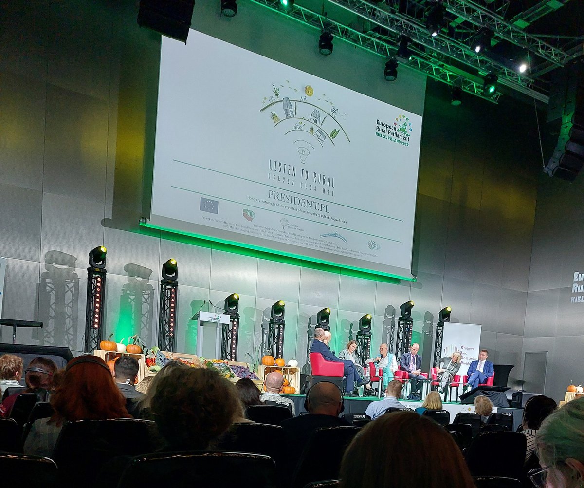 KarenKeaveney's tweet photo. We need to talk about what happens after growth - Marion Eckardt #ELARD #degrowth #ERP2022 #EuropeanRuralParliament 

Session 2, Day 3 https://t.co/E2SVsnxbFj