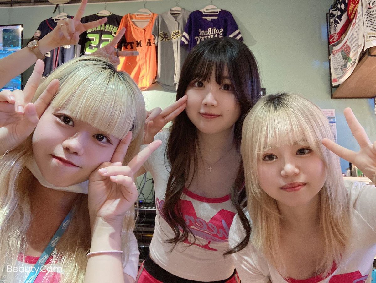 cheeruptokyo's tweet photo. こんにちは🌟　ハチ公です🐶
本日の出勤ちあがーる
めい、もな、もも、みん、なつきです❤️‍🔥
本日もお待ちしてまーす‼️ https://t.co/n6seFAPgEe