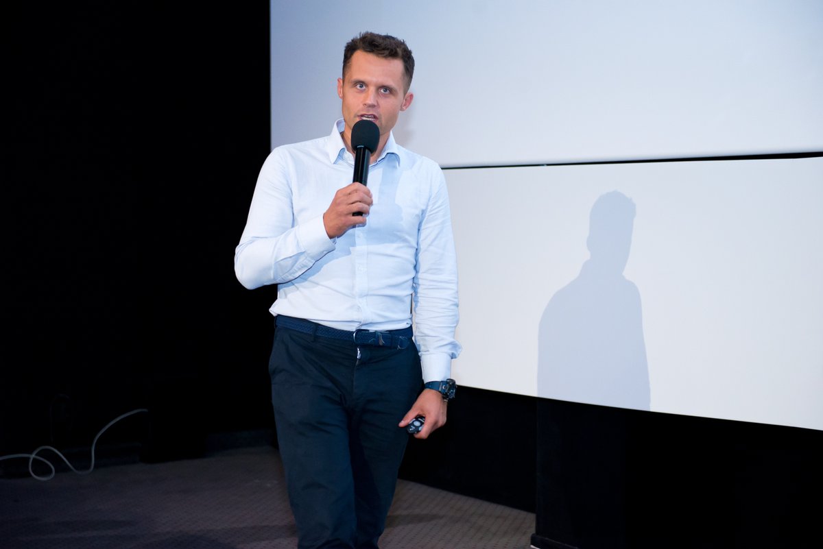 CryptoVerse Expo tweet media