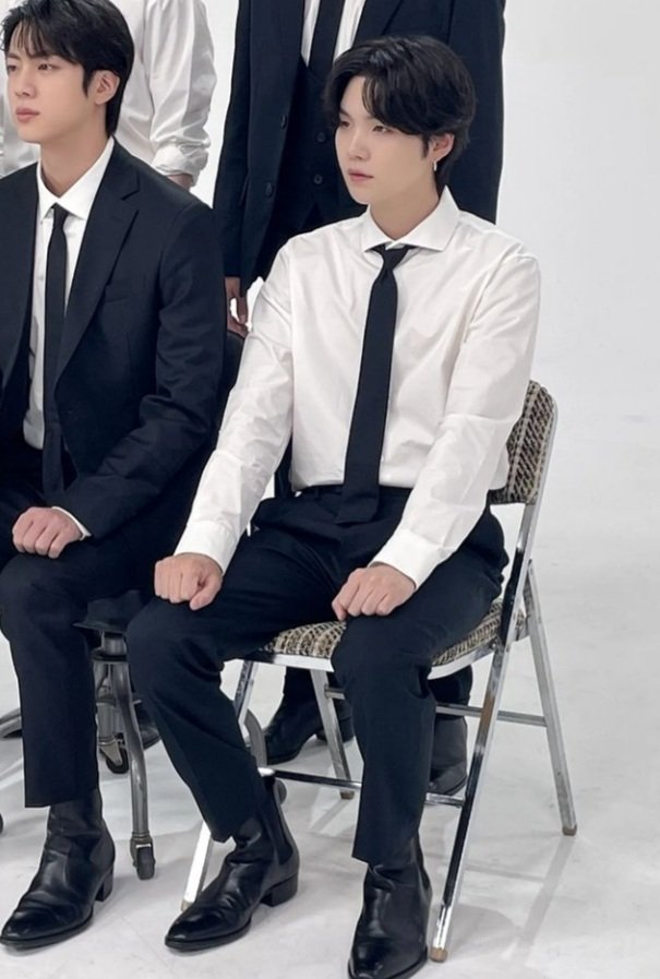 bts_1332010's tweet photo. He is so cute 😊 https://t.co/o3JNBA2HUX